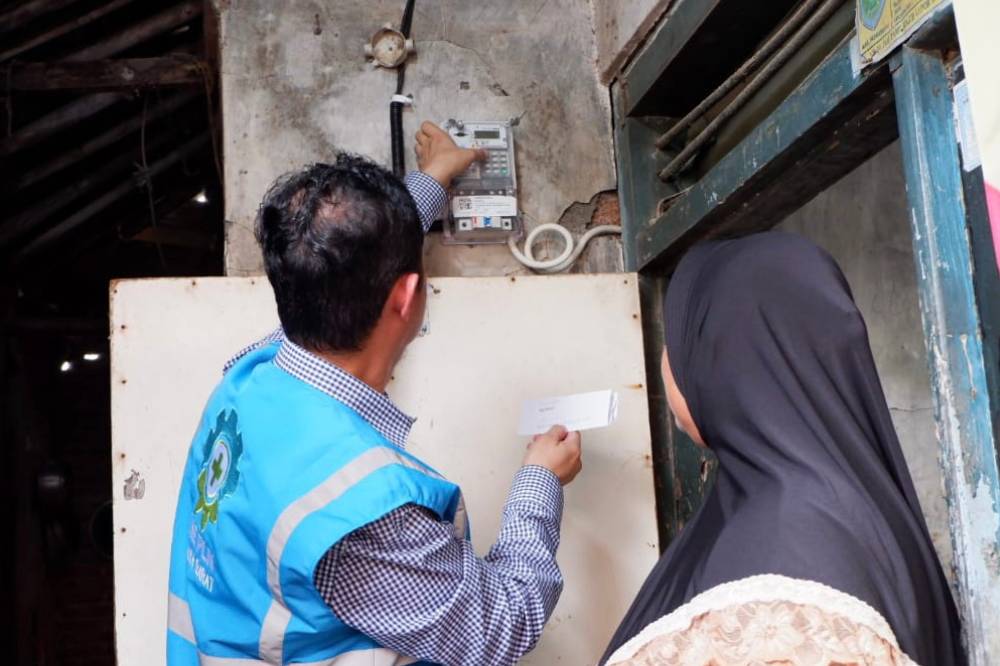 Meteran Listrik PLN di Rumah