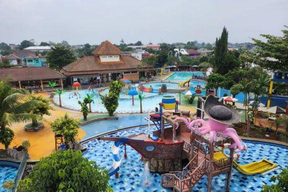 Fun Park Waterboom.jpg
