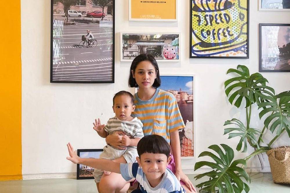 Andien kenang momen melahirkan kedua anaknya