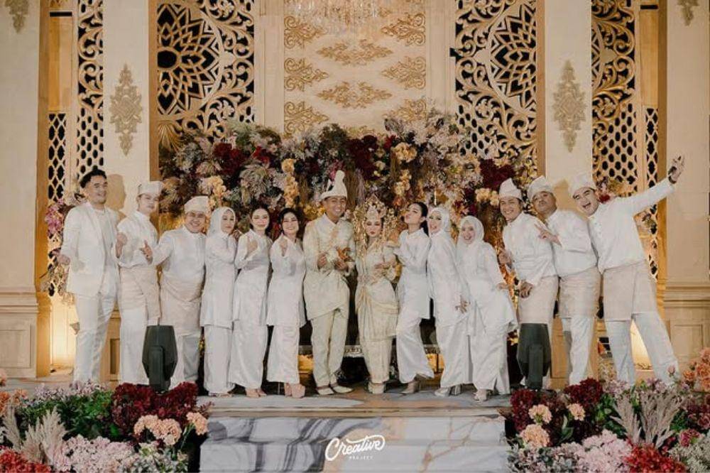 kebaya bridesmaid (8).jpg