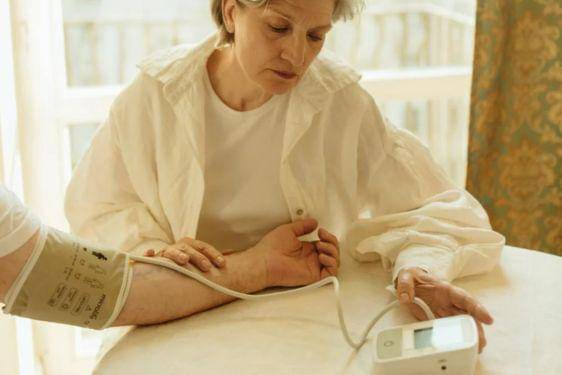 Masalah Kesehatan Akibat Hipertensi, Apa Saja Waspadai Risikonya 4.jpg