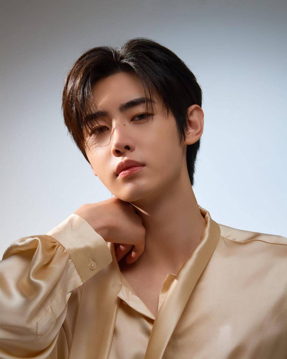 10 artis KPop yang ulang tahun di bulan Desember