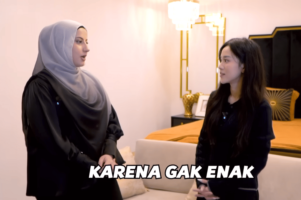 Foto kamar tamu di rumah Tasyi Athasyia