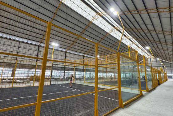 5 Sewa Lapangan Padel Jakarta Utara Terdekat dengan Fasilitas Lengkap