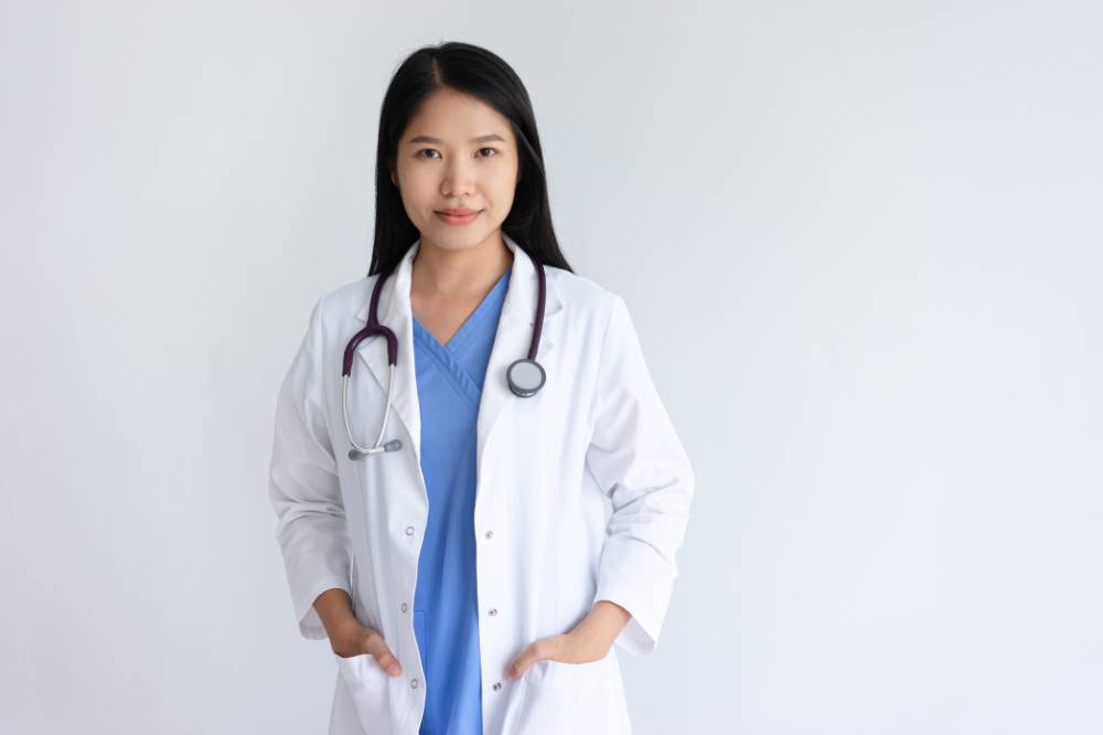 Menkes Siapkan Aturan Baru, Dokter Umum Bisa Operasi Caesar! (1).png