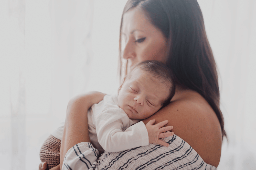 Alasan bayi merasa nyaman saat pantatnya ditepuk lembut.png