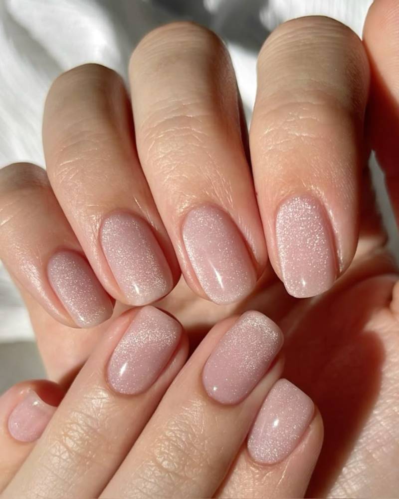 nails