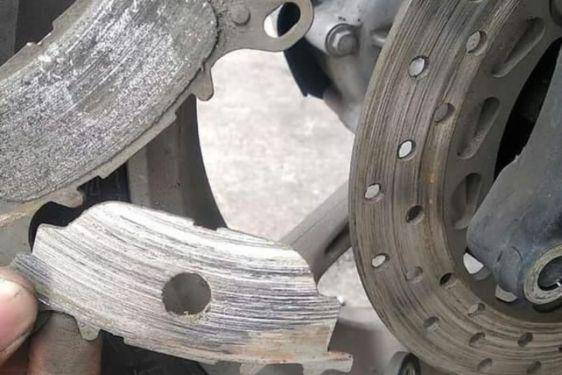 Segini Standar Batas Aman Ketebalan Kampas Rem Mobil