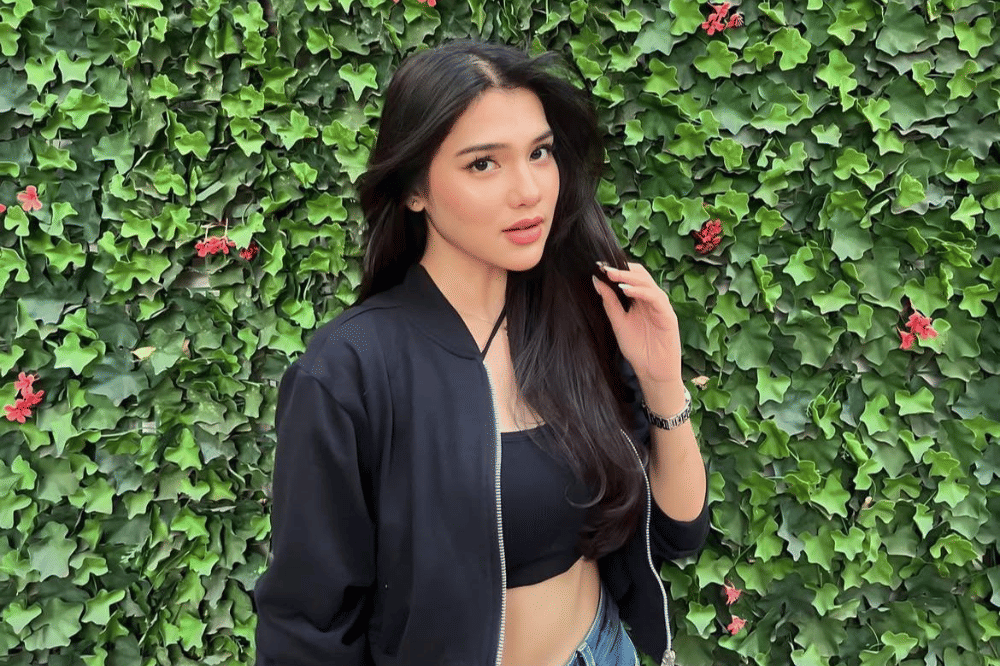 Davina Karamoy tak ingin menikah dengan artis aktor