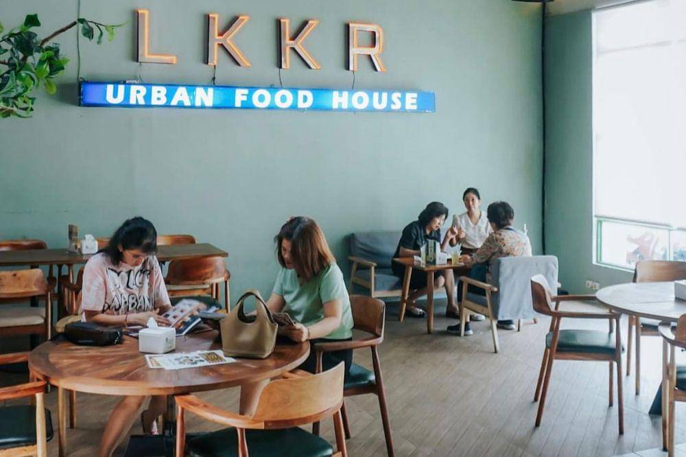 lekker - 10 Tempat Nongkrong di Medan yang Bikin Betah Berlama-lama (1).jpg