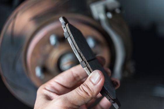 Segini Standar Batas Aman Ketebalan Kampas Rem Mobil