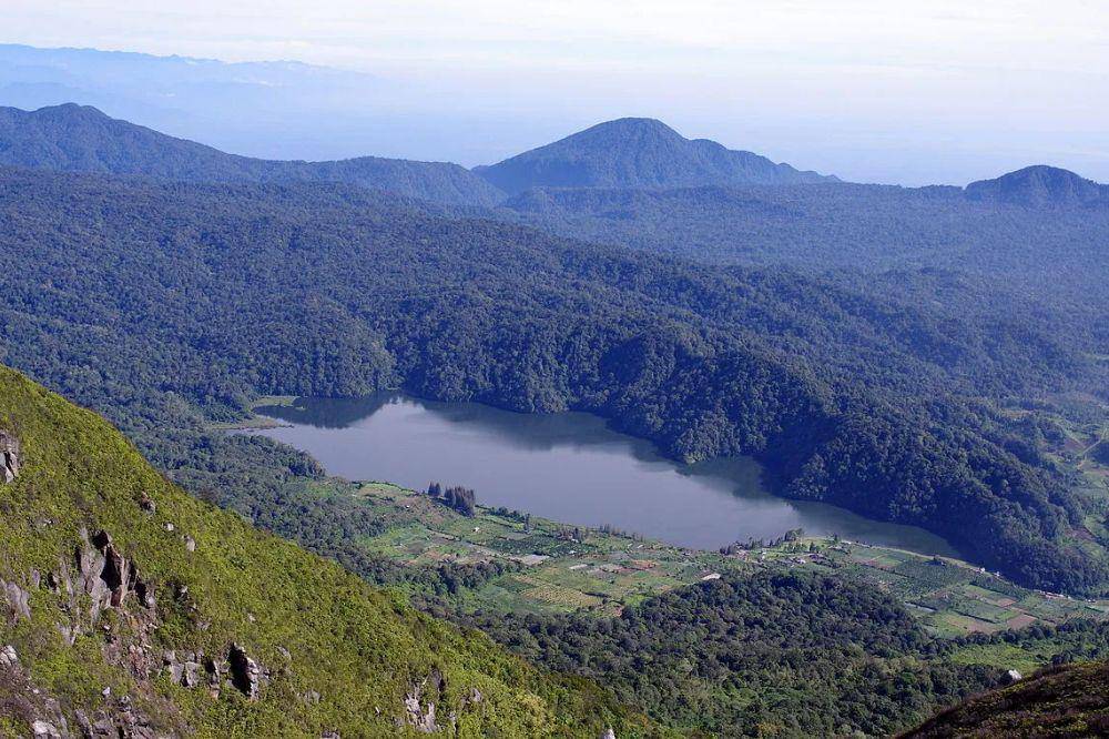 10 Tempat Wisata di Sumatera Utara yang Sayang untuk Dilewatkan (2).jpg