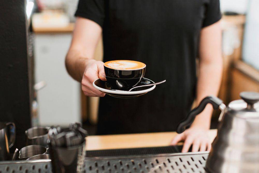 10 Tempat Ngopi di Bandung untuk Healing Sore Hari Cover.jpg