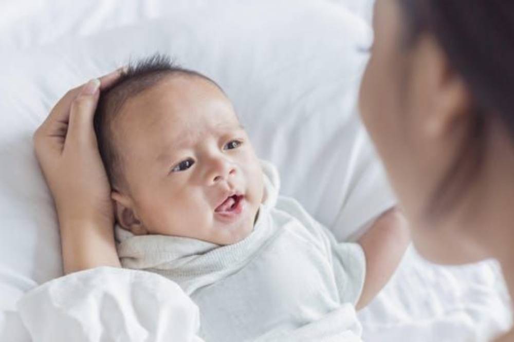 Bayi berkeringat .png