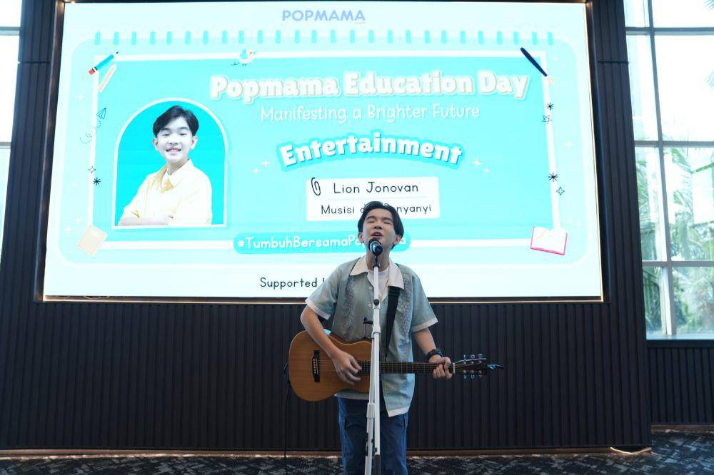 Penampilan Lion Jonovan di Popmama Education Day