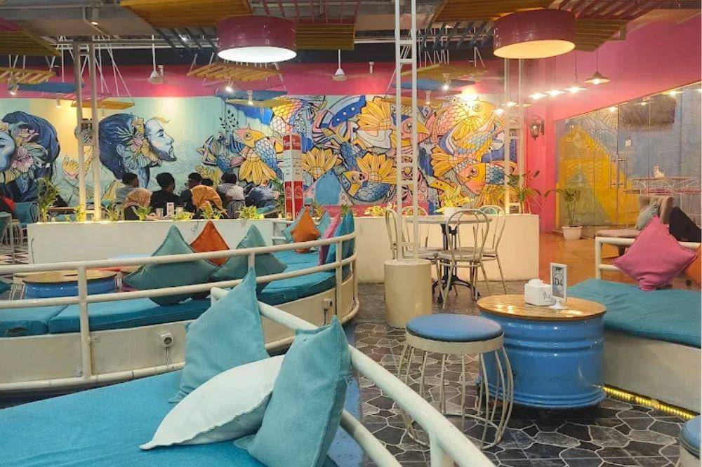 Kopi Sadis -10 Tempat Nongkrong di Medan yang Bikin Betah Berlama-lama.jpg