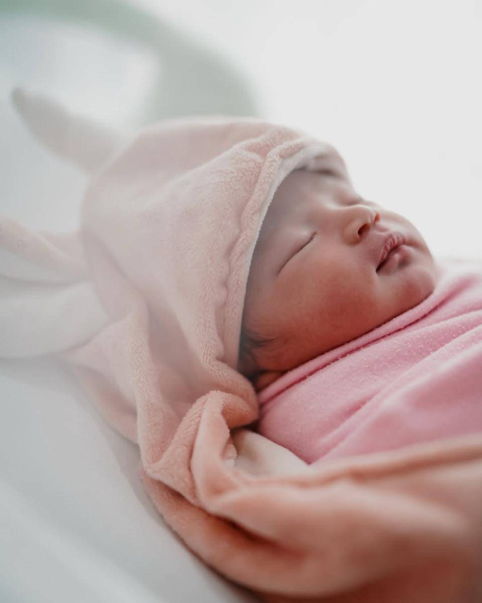 Anak Kedua Siti Badriah (2).jpg