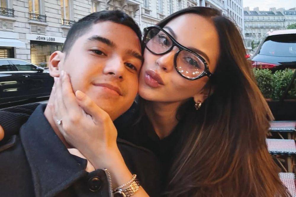 Lihat Video Melahirkan, Alyssa Daguise Ragu Punya Anak Banyak.jpg