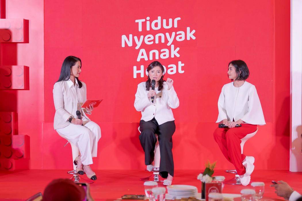 Sesi Talk show mengenai pentingnya kualitas tidur bagi tumbuh kembang anak bersama Nucha Bachri, dr. Yuni Astria Sp.A dan Caca Tengker (dok. GoodKnight)
