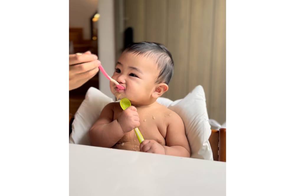 Foto Anak Joshua dalam Berbagai Ekspresi 7.png