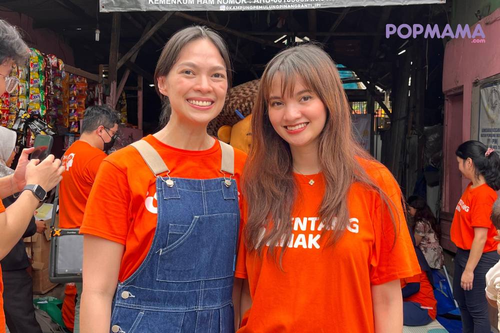 (kiri ke kanan) dr. Mesty dan Sabrina Anggraini