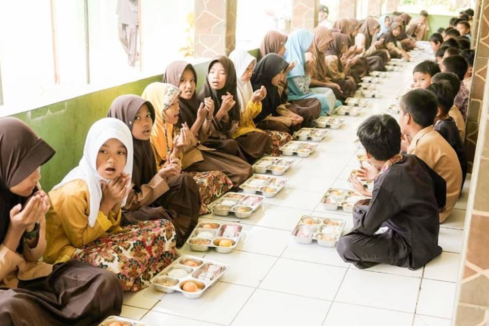 Kepala BGN 6 Bayi Lahir Setiap Menit, Mayoritas dari Keluarga Miskin 4.png