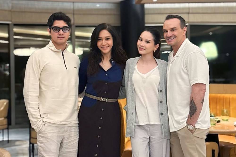 Maia Estianty, Al Ghazali, Alyssa Daguise, dan Richard Daguise