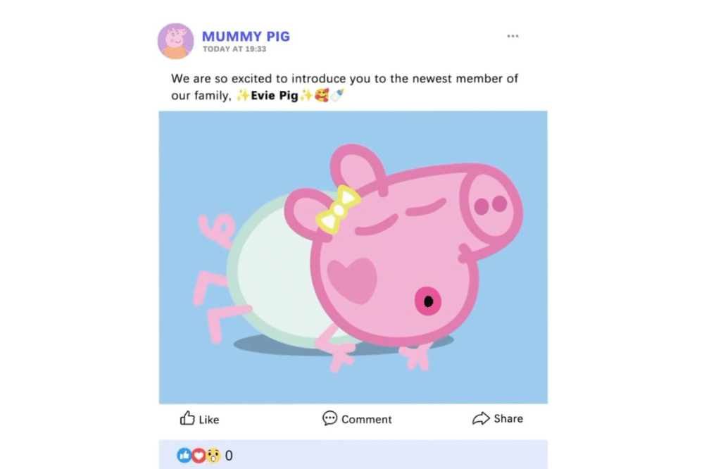 Evie Pig anak ketiga keluarga Peppa Pig