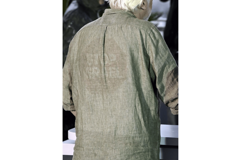 Julian Assange (2).png