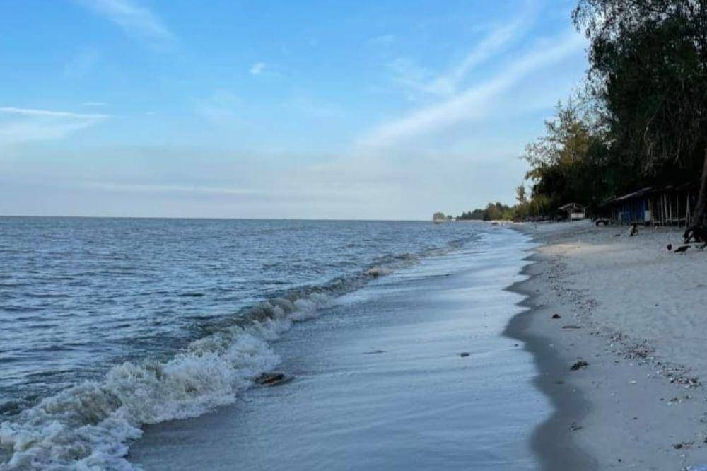 6-10 Pantai di Medan dan Sekitarnya yang Cocok Buat Healing (5).jpg