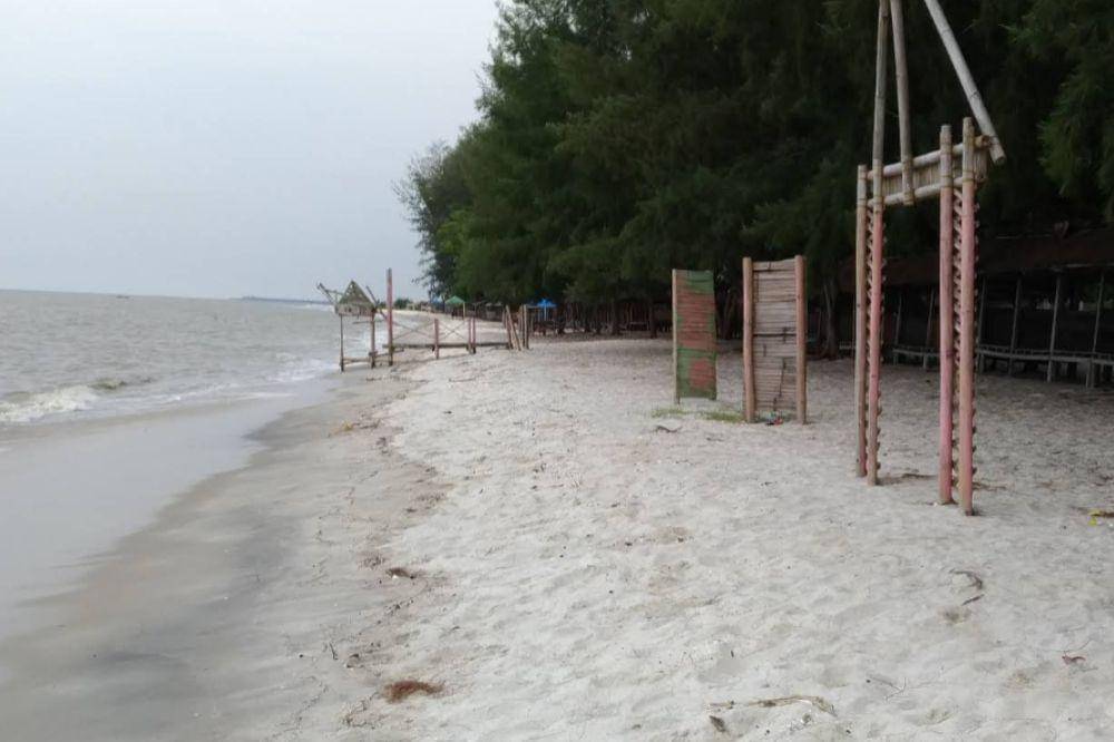 2-10 Pantai di Medan dan Sekitarnya yang Cocok Buat Healing (1).jpg