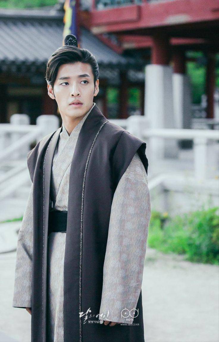 Kang Ha Neul dalam drama Moon Lovers: Scarlet Heart Ryeo (dok. SBS/Moon Lovers: Scarlet Heart Ryeo)