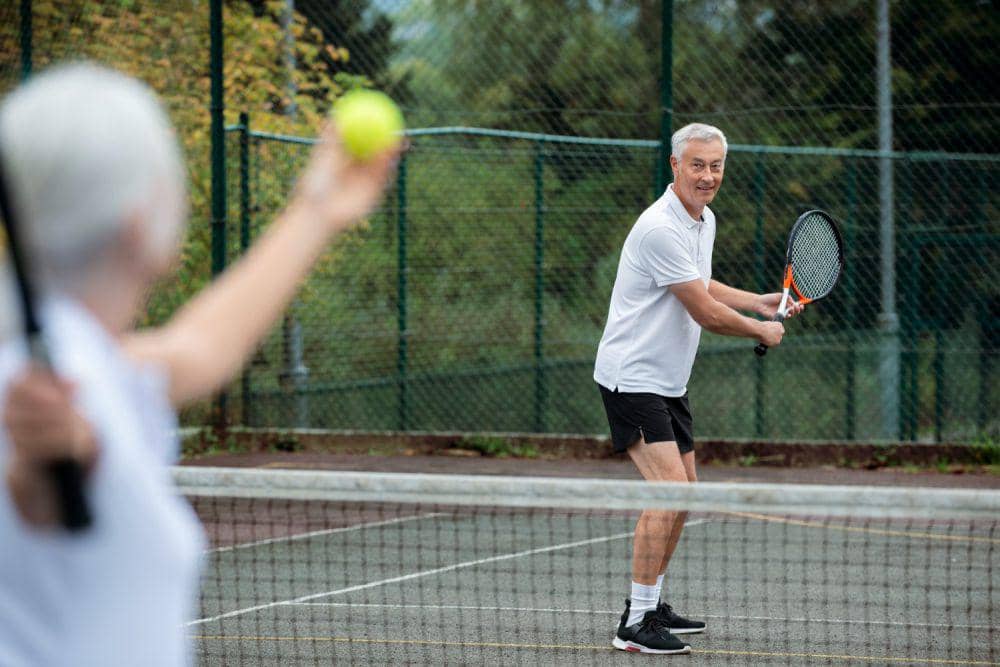 Rutin Main Tenis Terbukti Tingkatkan Harapan Hidup Hingga 9,7 Tahun