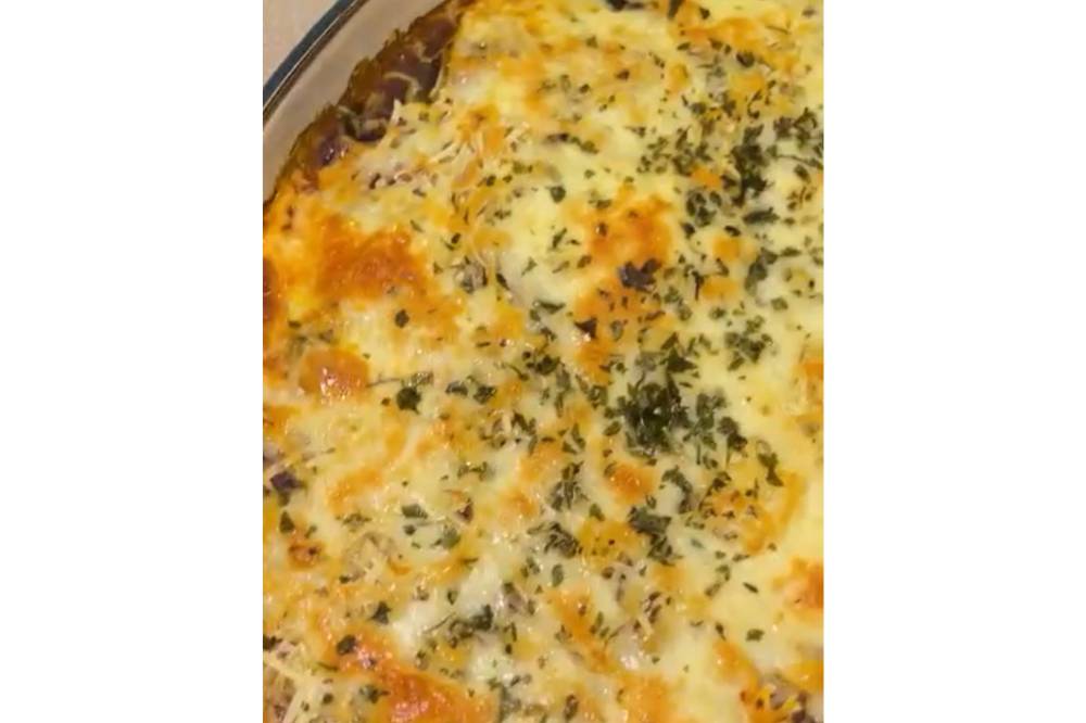 Tambahkan parsley. Sajikan