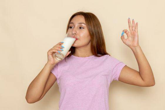 Kapan Waktu yang Tepat Konsumsi Minuman Probiotik untuk Pencernaan_ 3.jpg