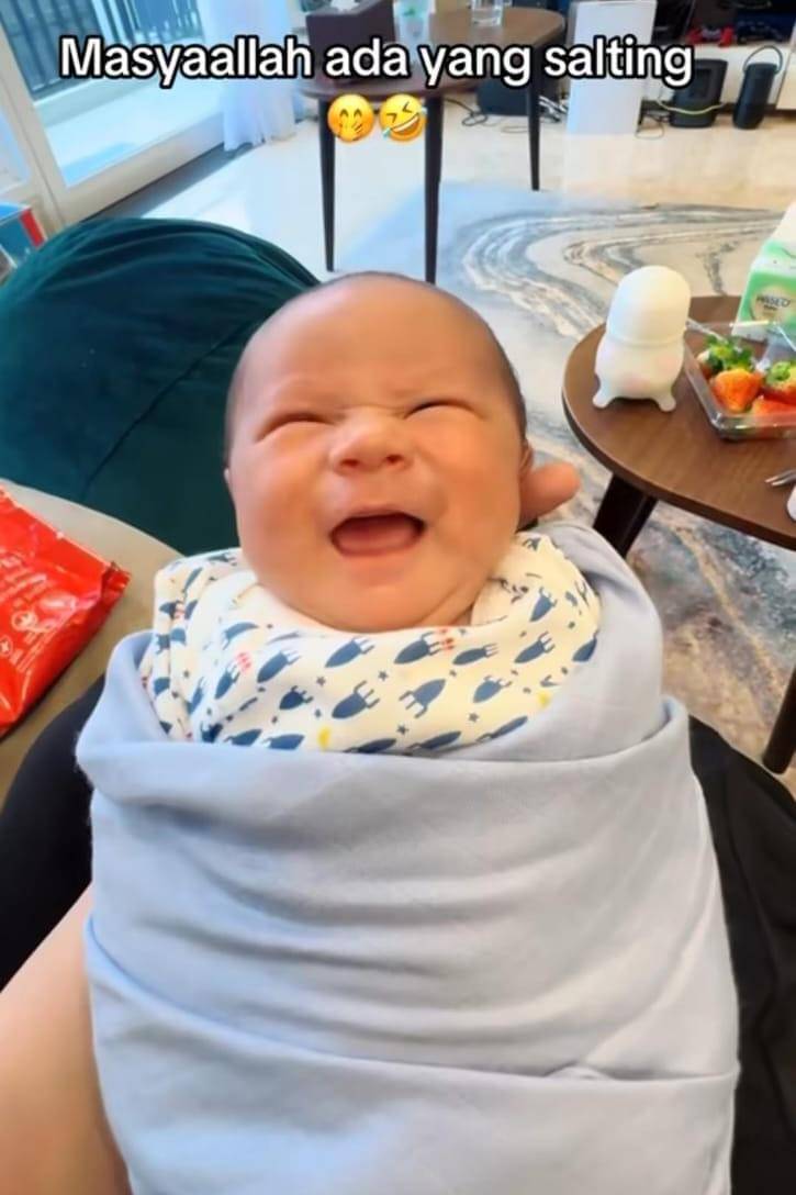 Foto Anak Kedua Lesti Kejora dalam Berbagai Ekspresi 1.jpg