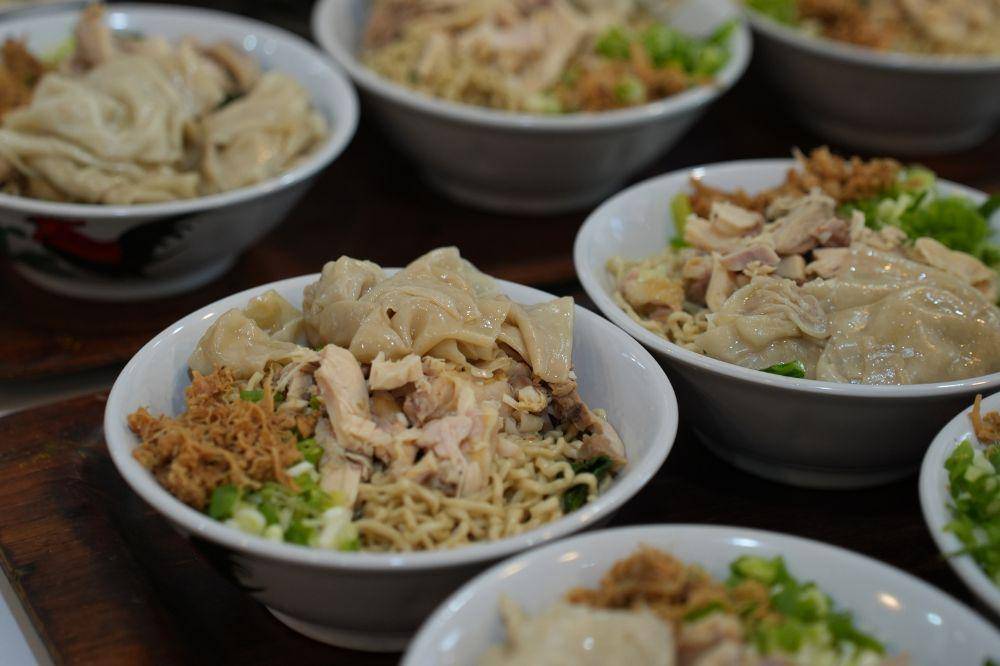 Mie Ayam Si Jempol