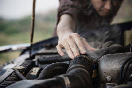9 Penyebab Aki Mobil Tekor Padahal Masih Baru, Wajib Kamu Waspadai! 9.jpg