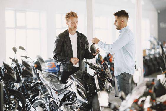 Apa Itu Full Paper dan No Paper Saat Beli Motor Bekas?