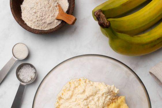 Resep Dadar Gulung Cokelat Pisang Keju, Camilan Manis Lumer di Mulut 2.jpg