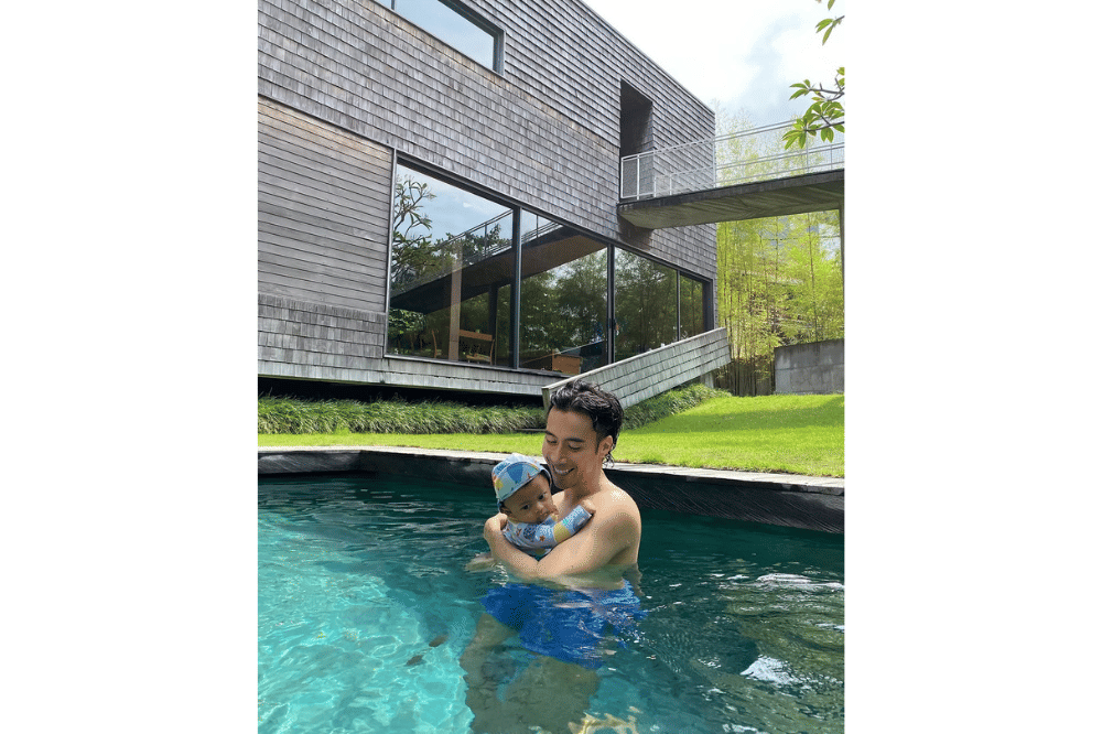 Baby Meru Jadi Cucu Pertama di Keluarga Vidi Aldiano 4.png