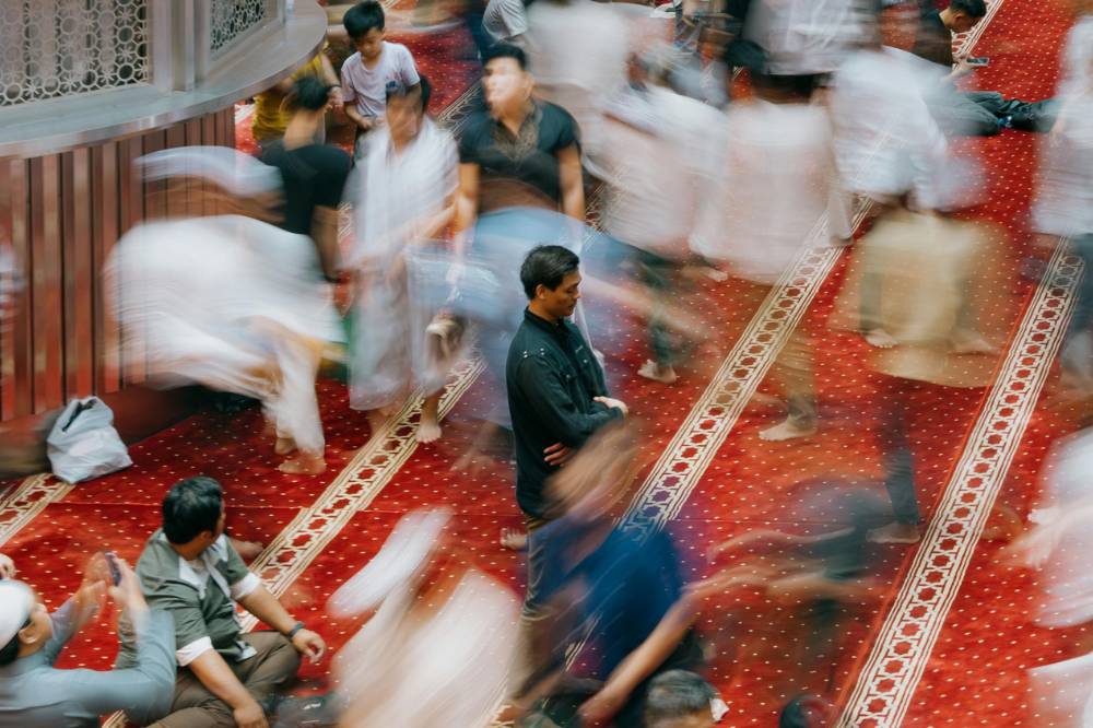 Keadaan di tengah masjid