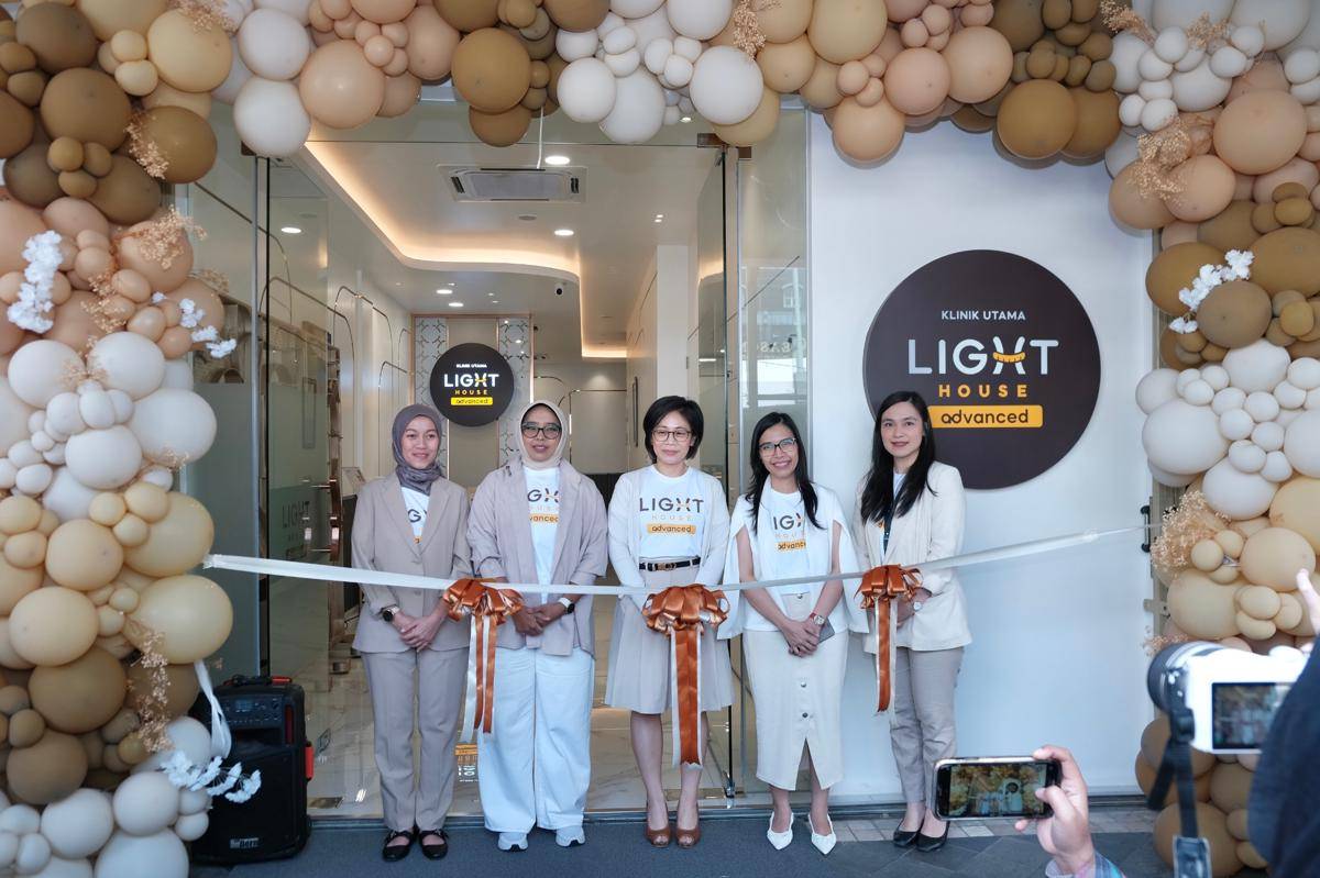 Seremoni Ribbon Cutting Ceremony LIGHThouse Advanced clinic.jpg