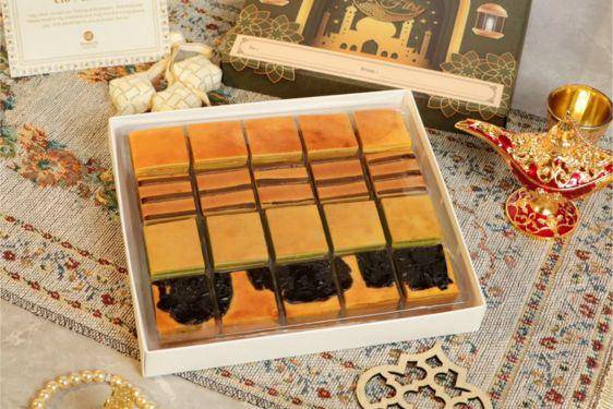 10 Toko Kue Palembang Terdekat, Kelezatannya Menggugah Selera