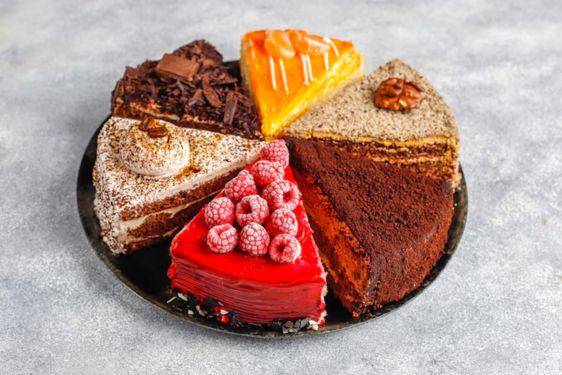 9 Toko Kue Semarang Terdekat, Pencinta Dessert Wajib Coba!