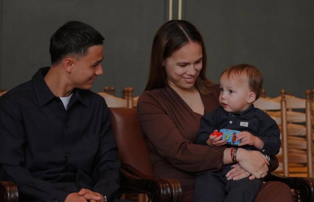 Keluarga Eliano Reijnders 