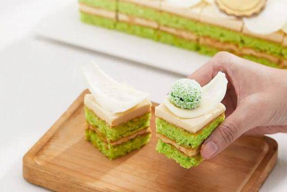 7 Toko Kue Cirebon Terdekat, Banyak Varian dan Bisa Custom 8.jpg