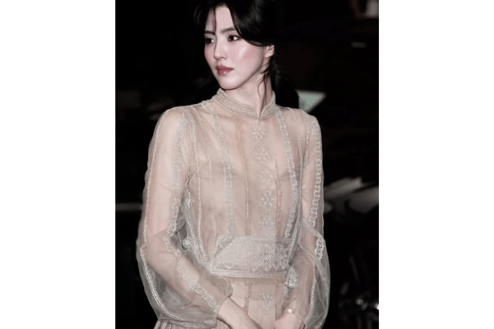 Han So Hee (1).png