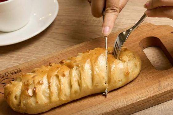 10 Toko Kue Jakarta Barat Terdekat, Punya Banyak Varian Unik 8.jpg