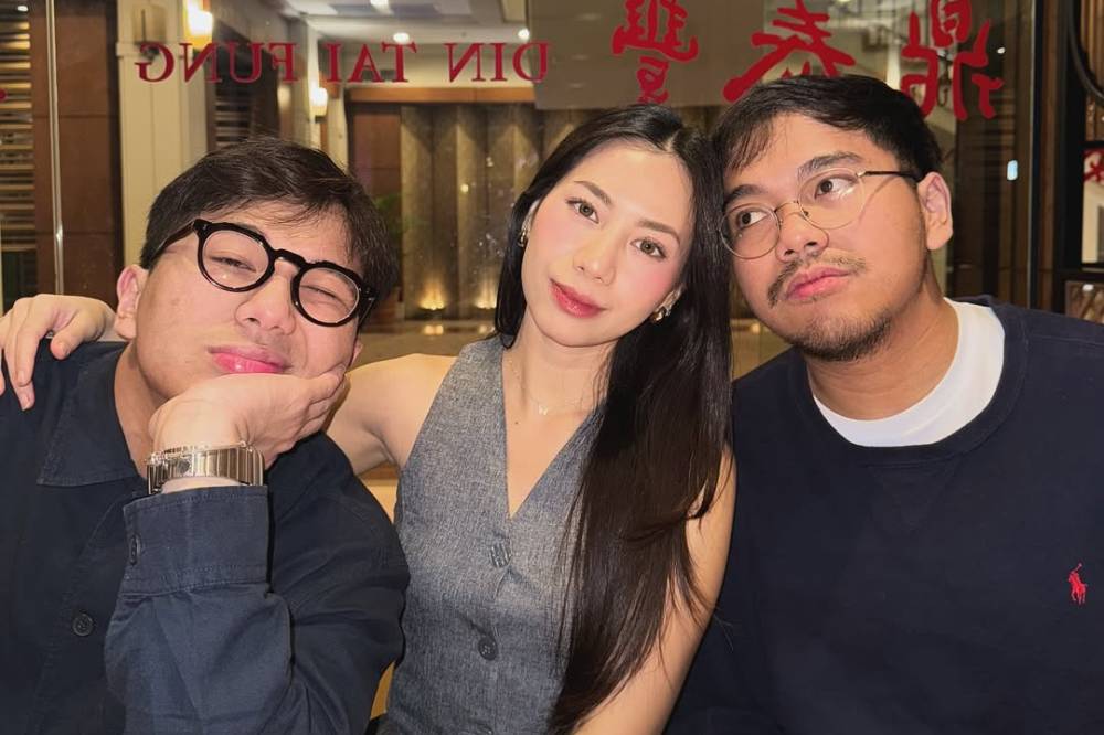 Abel Cantika bersama adik-adiknya